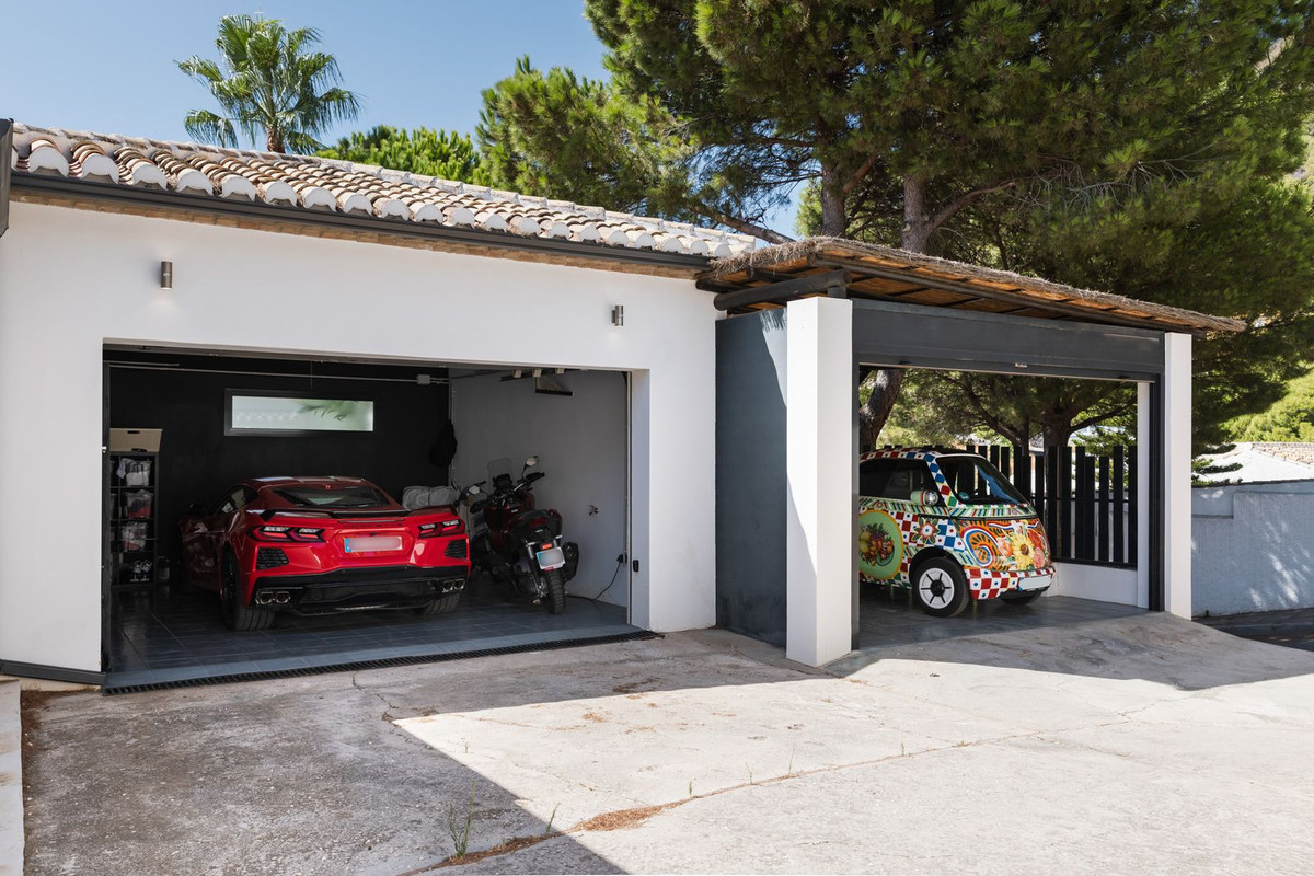 4 Bed Townhouse for sale in Mijas Costa Costa Del Sol, Málaga, Spain
