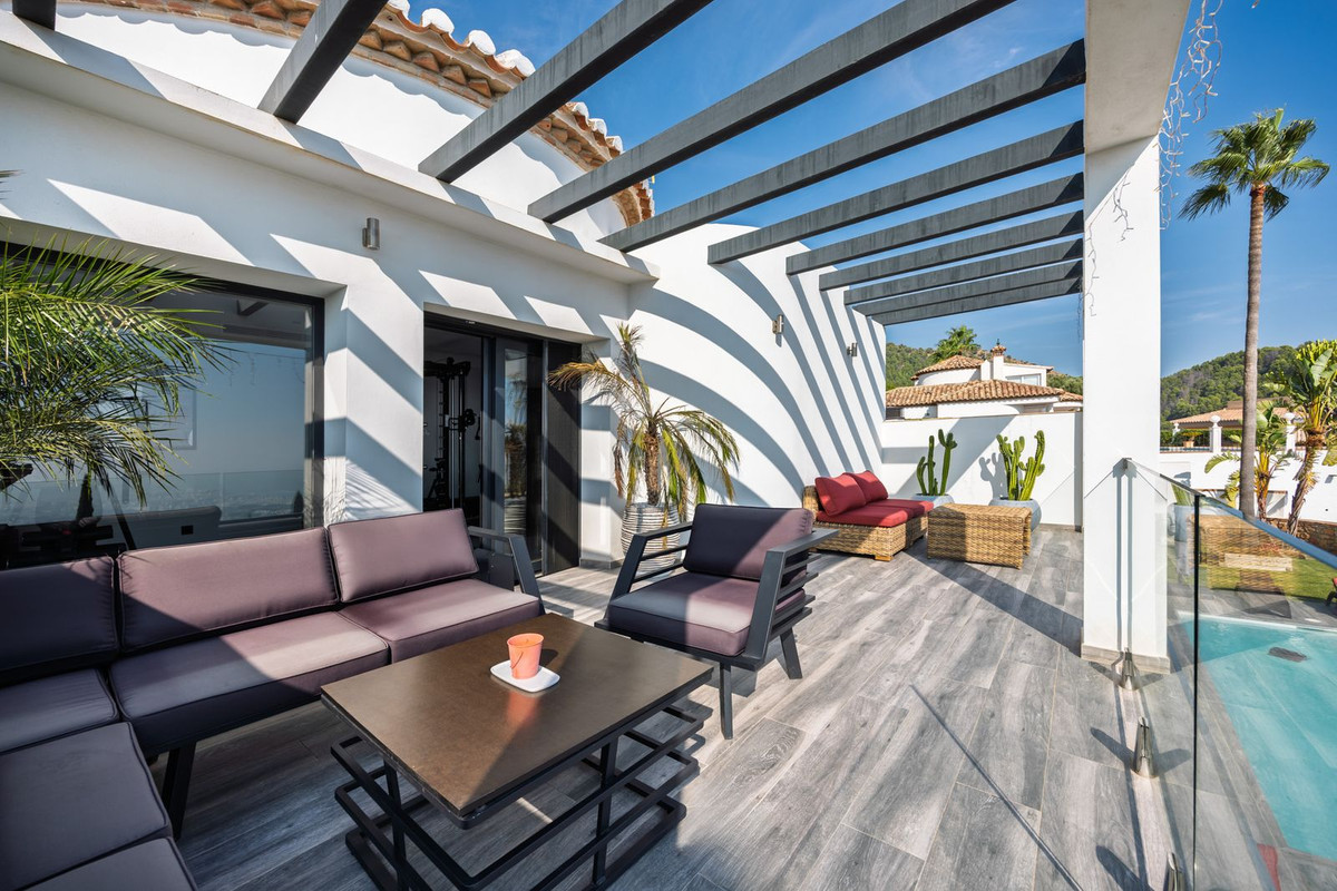 4 Bed Townhouse for sale in Mijas Costa Costa Del Sol, Málaga, Spain