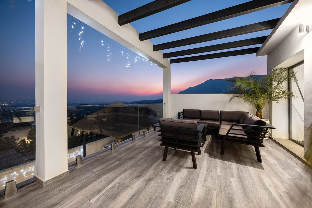 4 Bed Townhouse for sale in Mijas Costa Costa Del Sol, Málaga, Spain