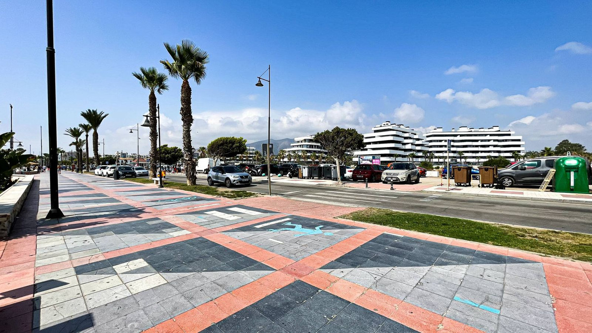 3 Bed Apartment for sale in Torremolinos Costa Del Sol, Málaga, Spain