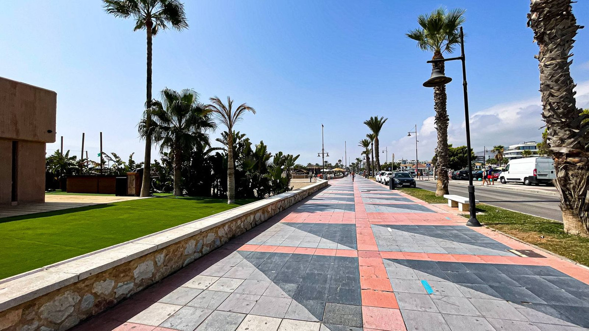 3 Bed Apartment for sale in Torremolinos Costa Del Sol, Málaga, Spain