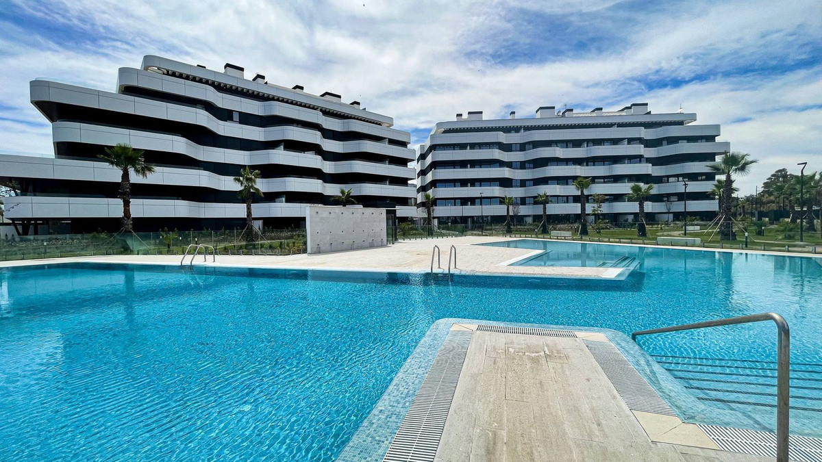 3 Bed Apartment for sale in Torremolinos Costa Del Sol, Málaga, Spain