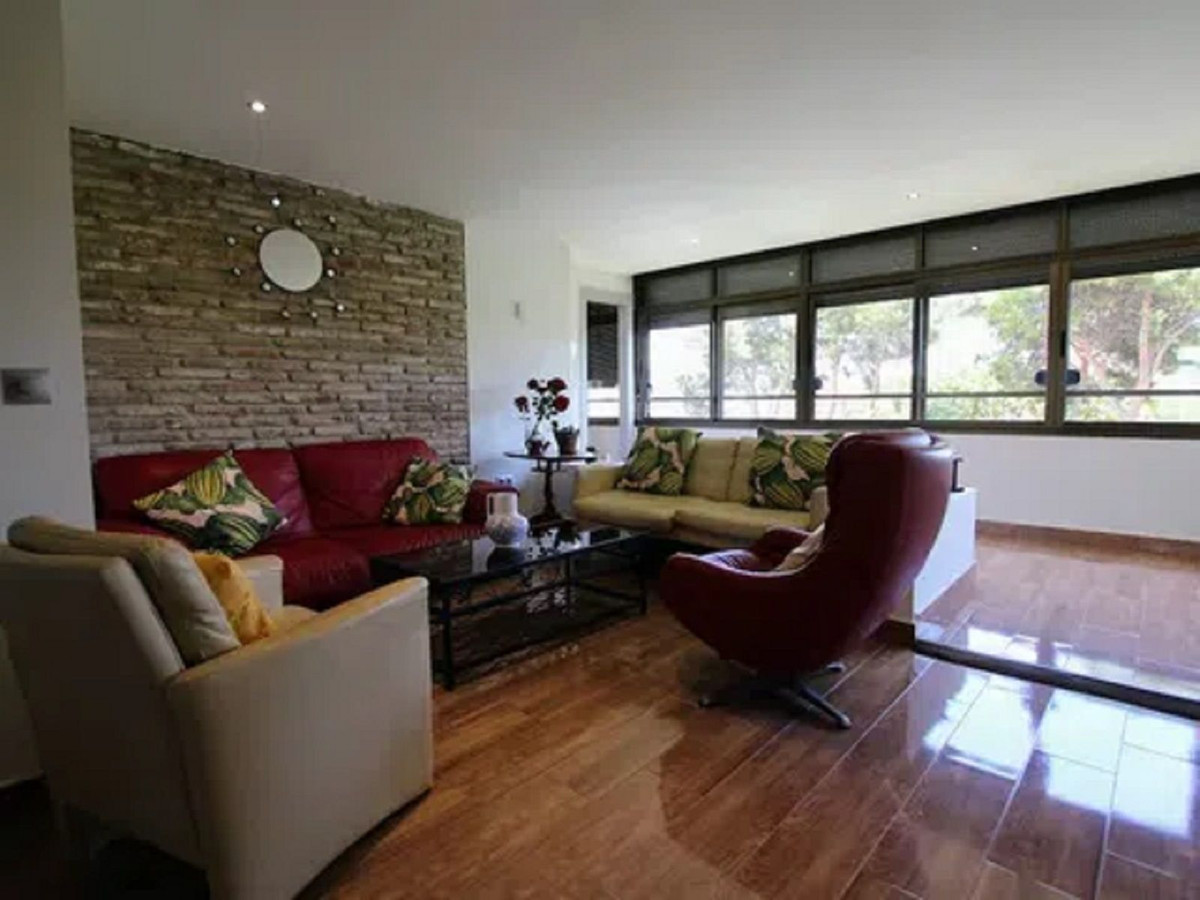3 Bed Apartment for sale in Torremolinos Costa Del Sol, Málaga, Spain