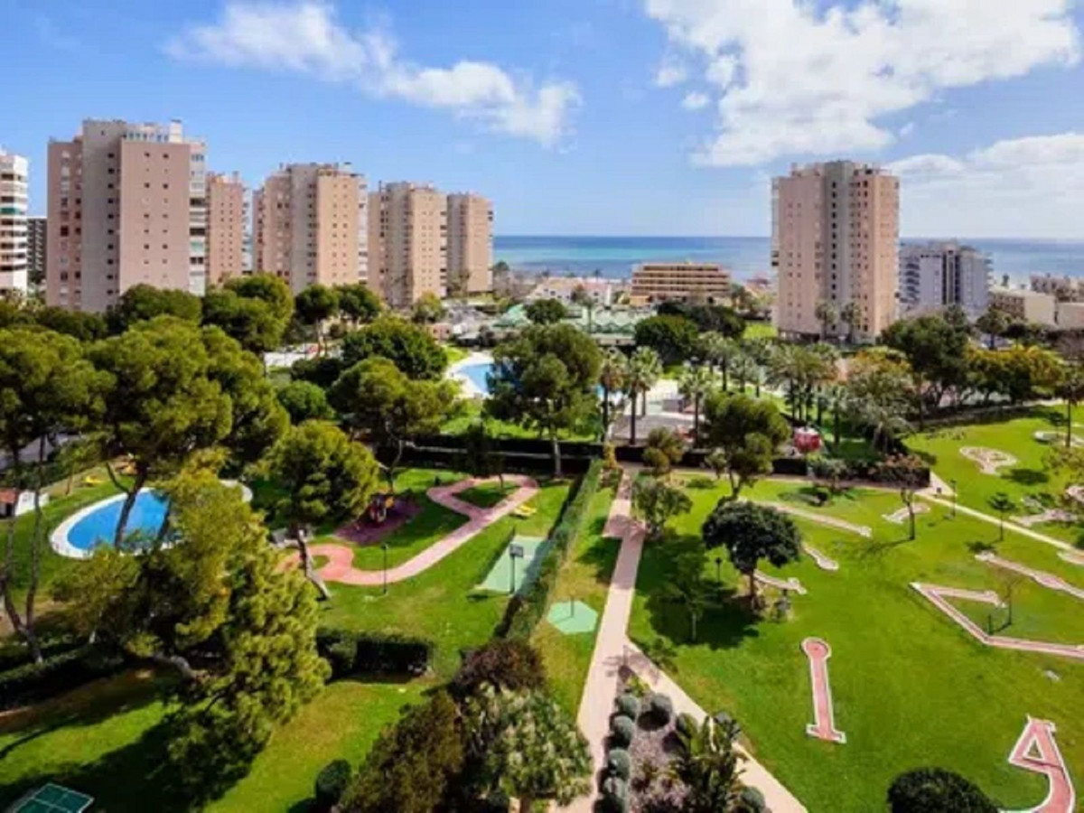 3 Bed Apartment for sale in Torremolinos Costa Del Sol, Málaga, Spain