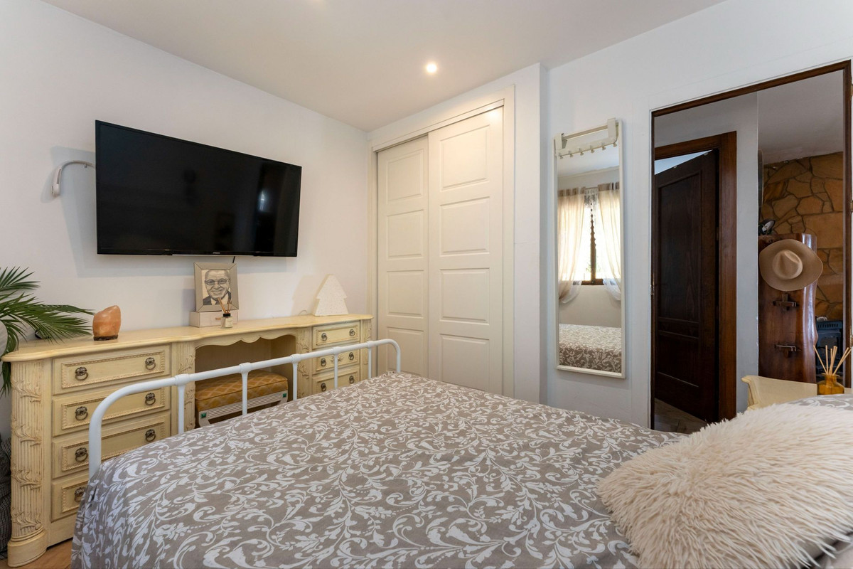 Se vende Finca - Cortijo de 3 dormitorios en Costa Del Sol, Málaga, España