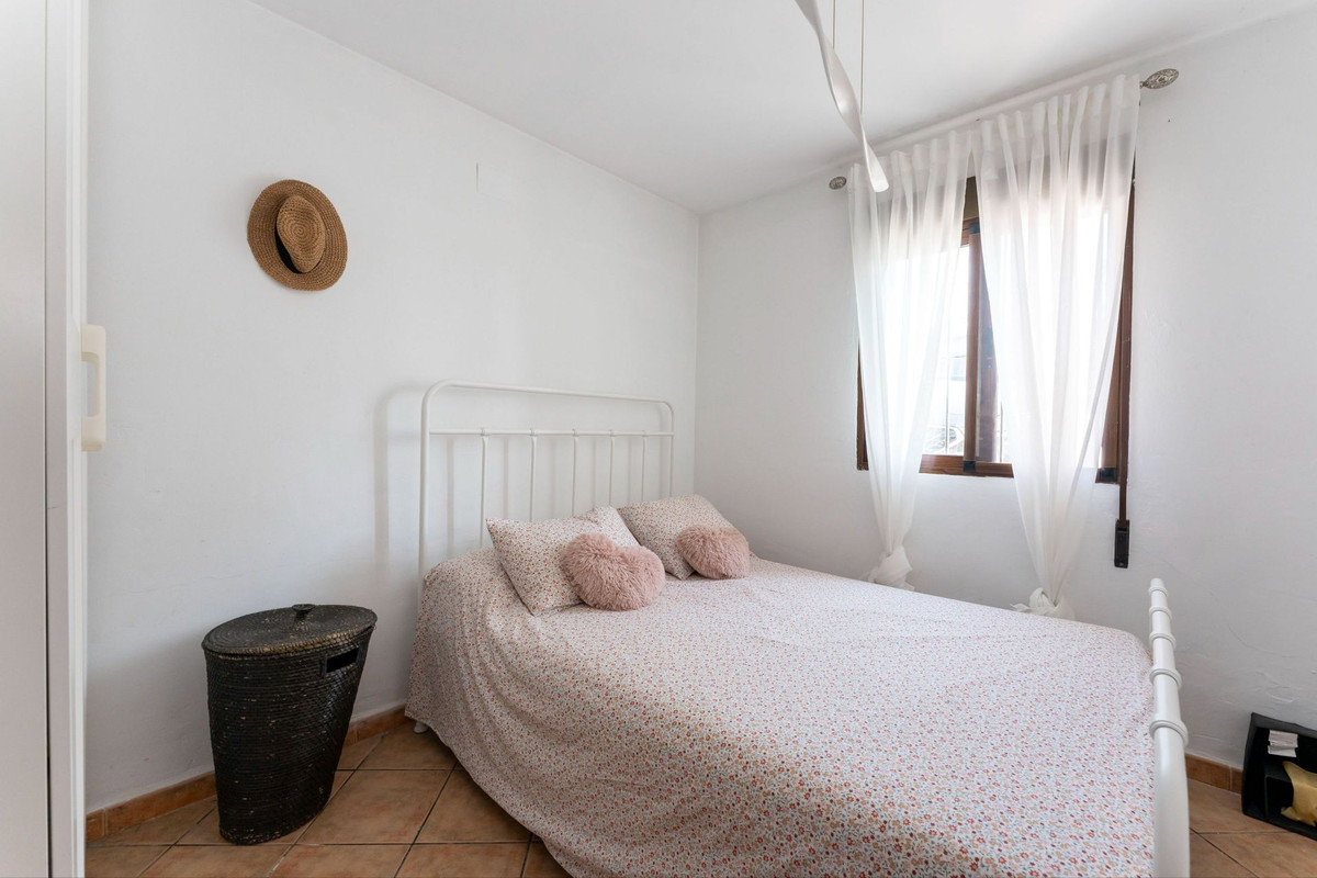 Se vende Finca - Cortijo de 3 dormitorios en Costa Del Sol, Málaga, España