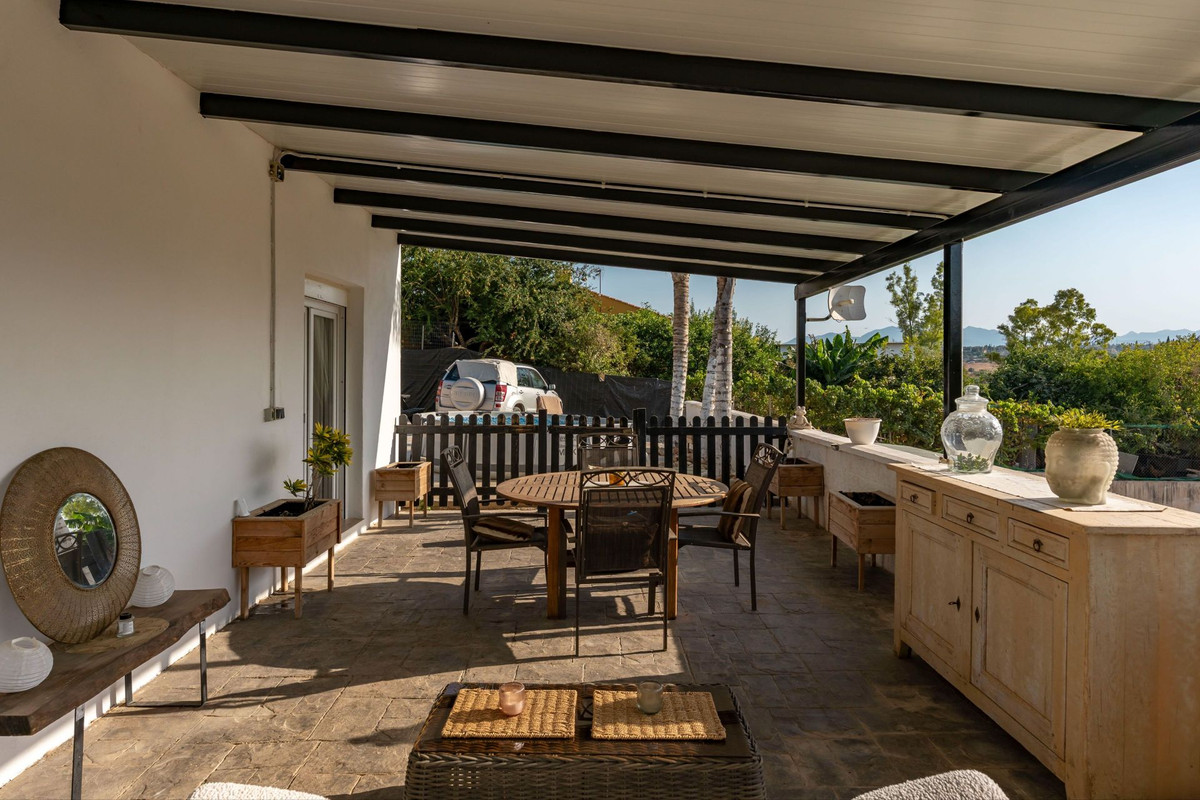 Se vende Finca - Cortijo de 3 dormitorios en Costa Del Sol, Málaga, España