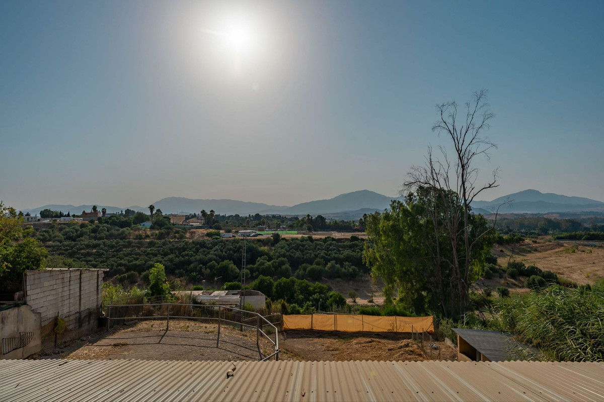 Se vende Finca - Cortijo de 3 dormitorios en Costa Del Sol, Málaga, España