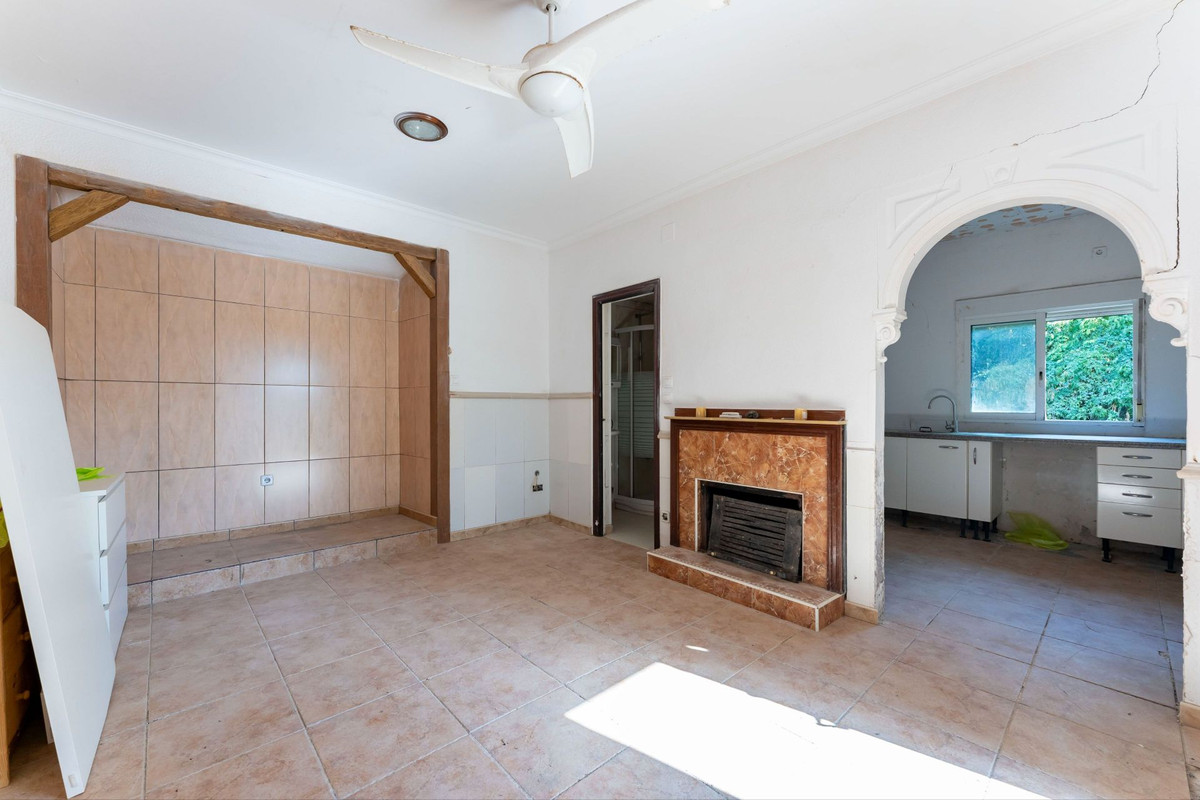 Se vende Finca - Cortijo de 3 dormitorios en Costa Del Sol, Málaga, España