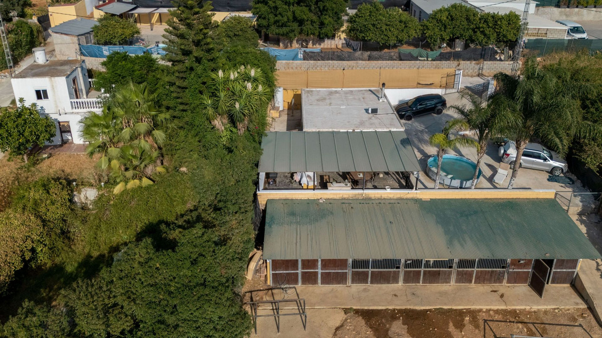 Se vende Finca - Cortijo de 3 dormitorios en Costa Del Sol, Málaga, España
