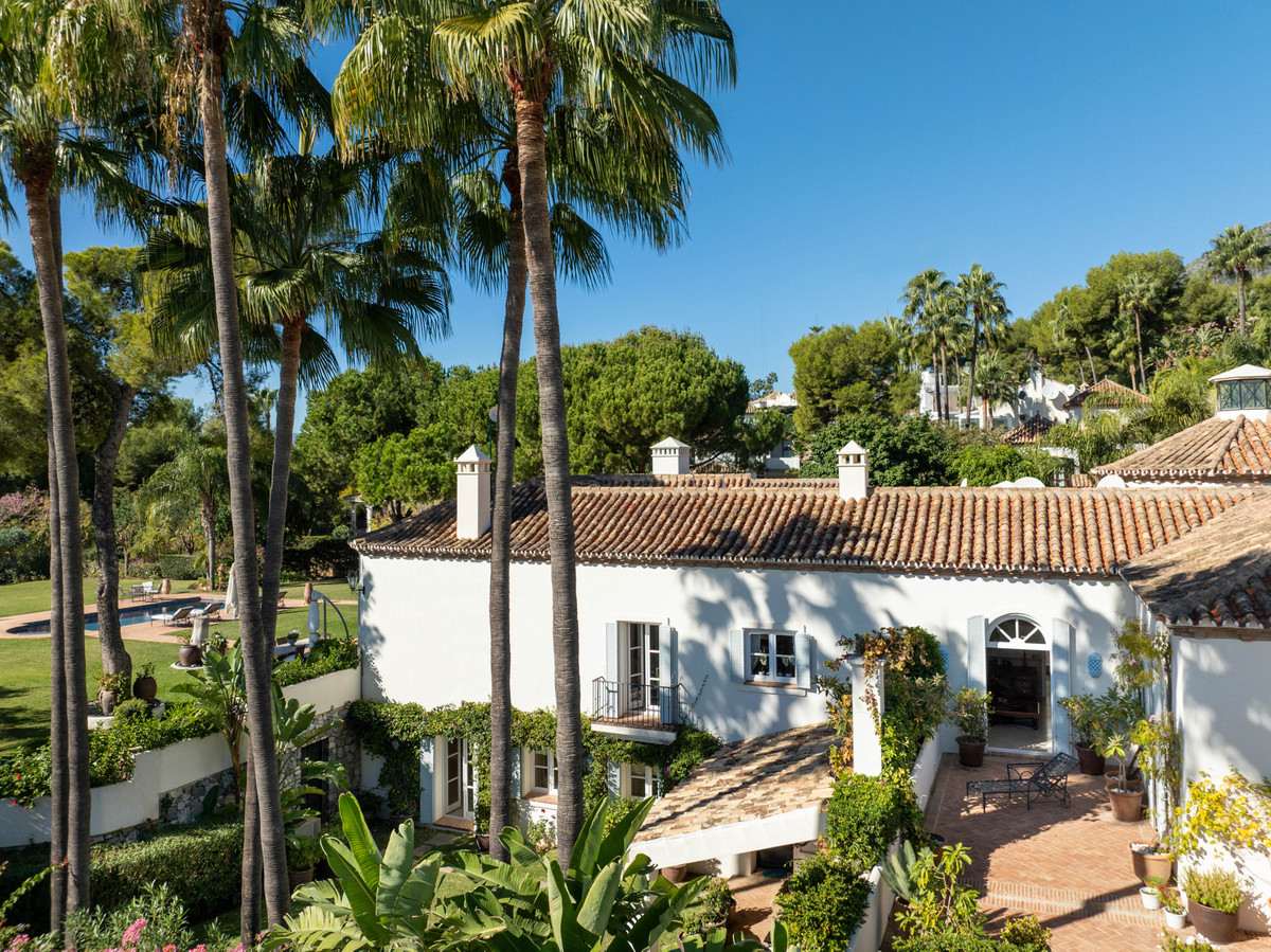 Se vende Villa - Chalet de 5 dormitorios en Costa Del Sol, Málaga, España