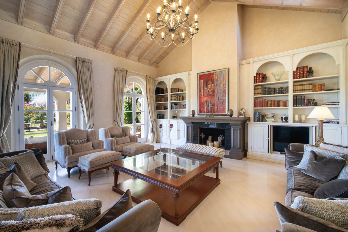 Se vende Villa - Chalet de 5 dormitorios en Costa Del Sol, Málaga, España