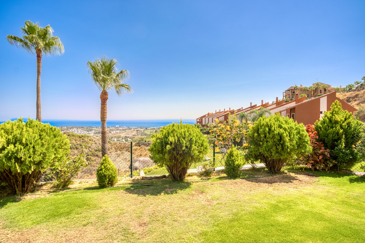 3 Bed Townhouse for sale in Benahavís Costa Del Sol, Málaga, Spain