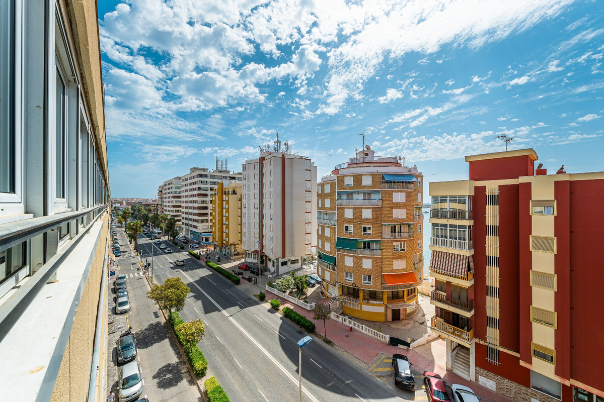 Se vende Ático de 3 dormitorios en Costa Blanca, Alicante, España