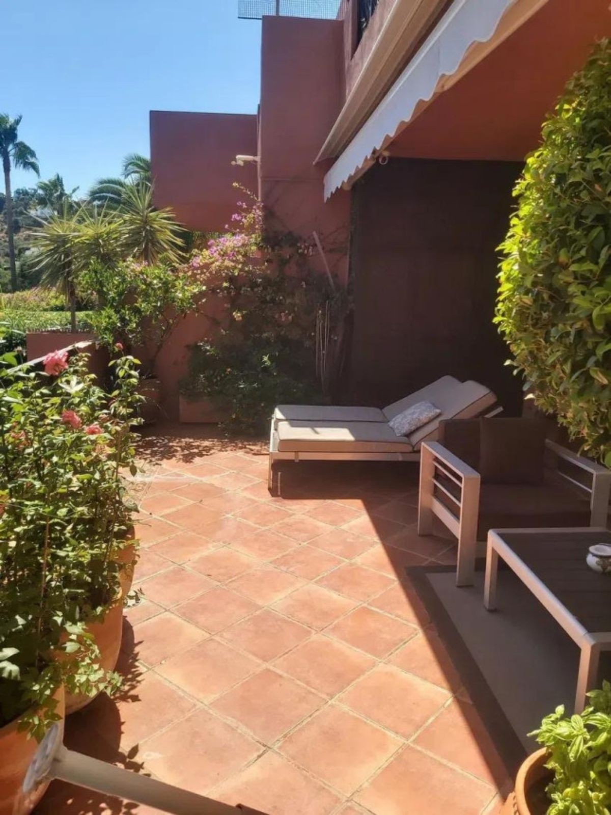 3 Bed Apartment for sale in Marbella Costa Del Sol, Málaga, Spain