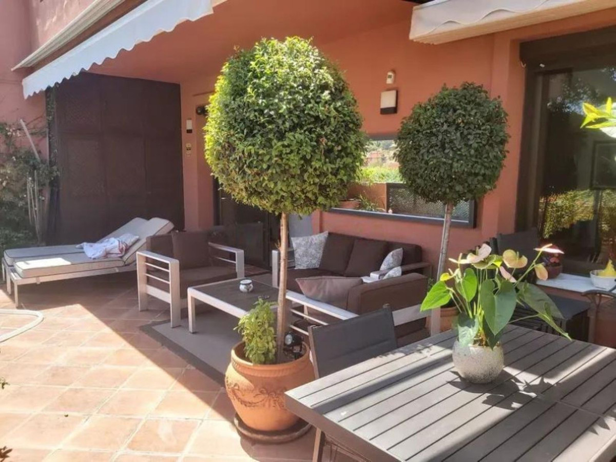3 Bed Apartment for sale in Marbella Costa Del Sol, Málaga, Spain