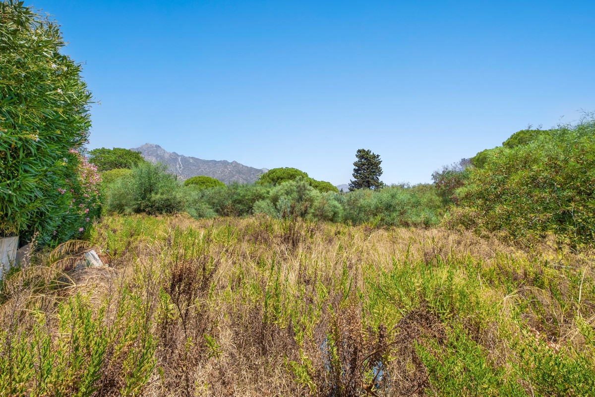 Se vende Terreno Rustico  en Costa Del Sol, Málaga, España