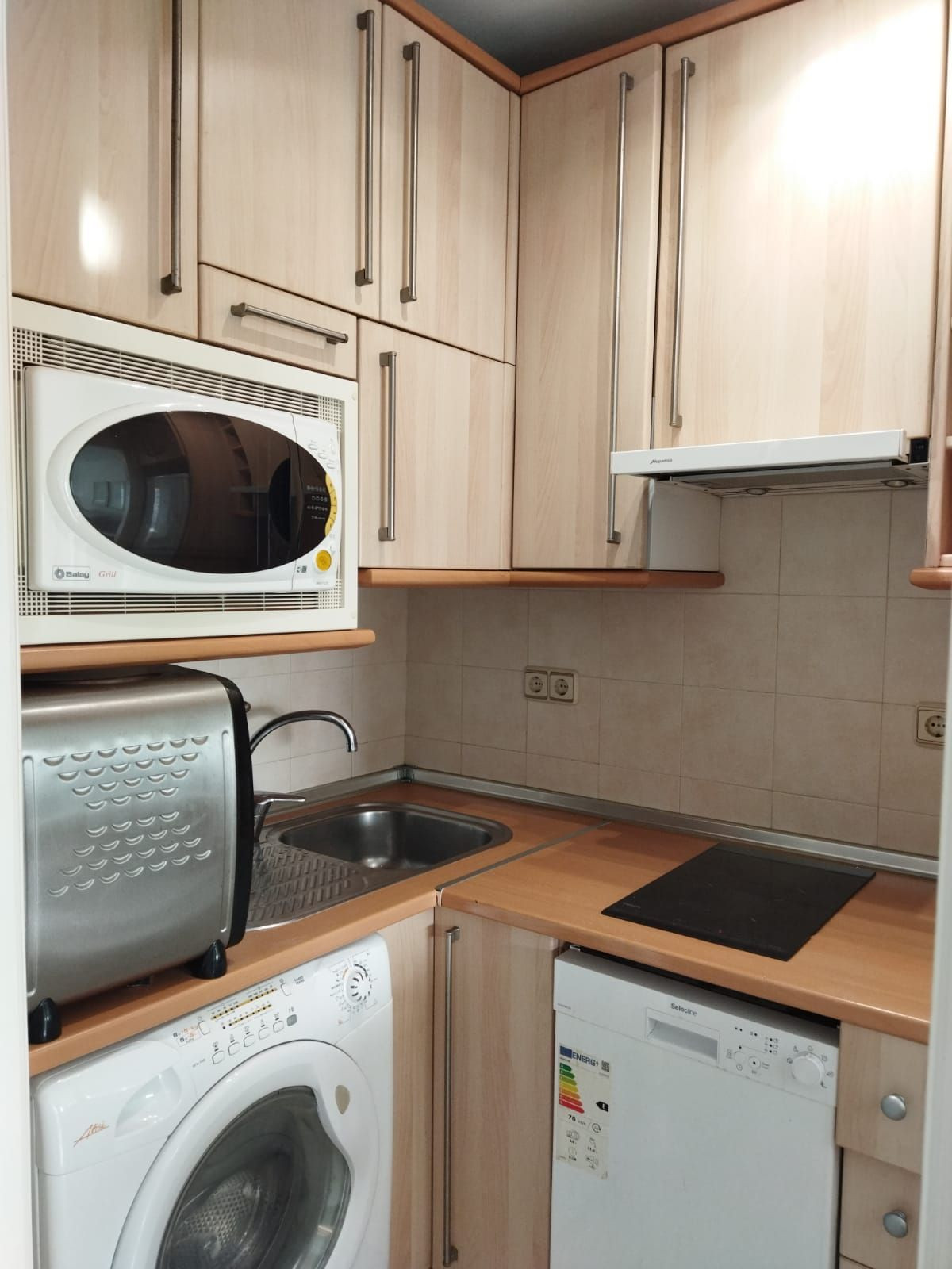 Se vende Apartamento Planta Media de 2 dormitorios en Costa Del Sol, Málaga, España