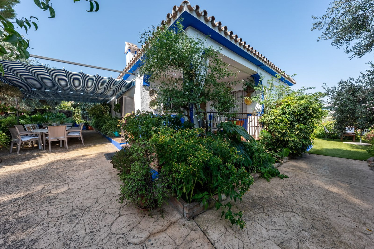 4 Bed Townhouse for sale in Coín Costa Del Sol, Málaga, Spain
