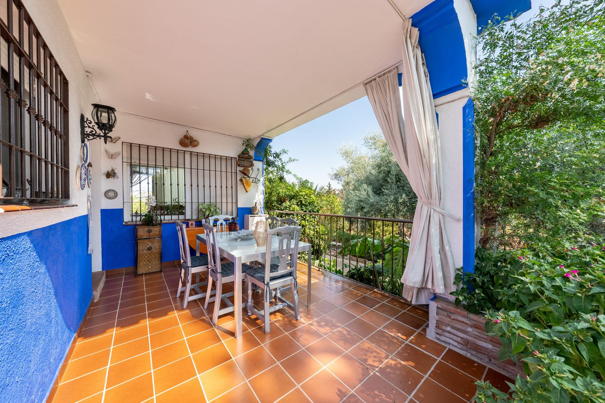 4 Bed Townhouse for sale in Coín Costa Del Sol, Málaga, Spain
