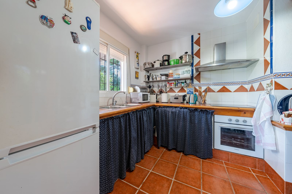 4 Bed Townhouse for sale in Coín Costa Del Sol, Málaga, Spain