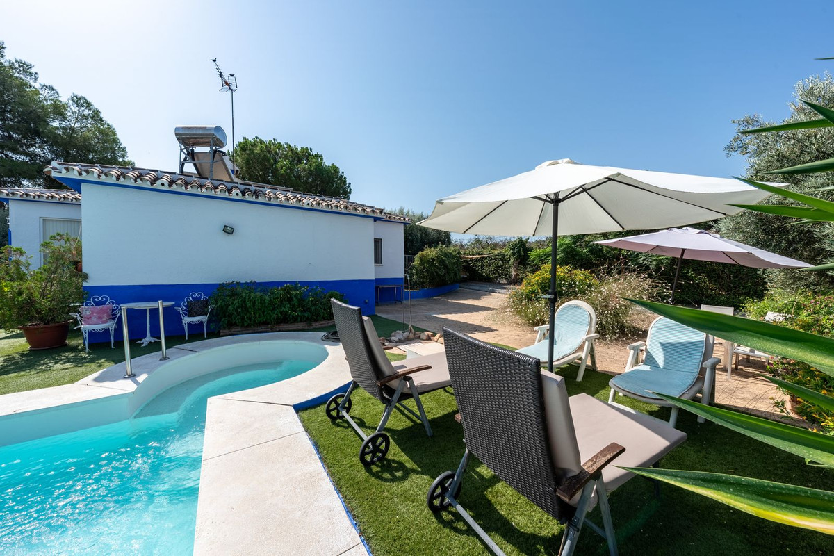 4 Bed Townhouse for sale in Coín Costa Del Sol, Málaga, Spain