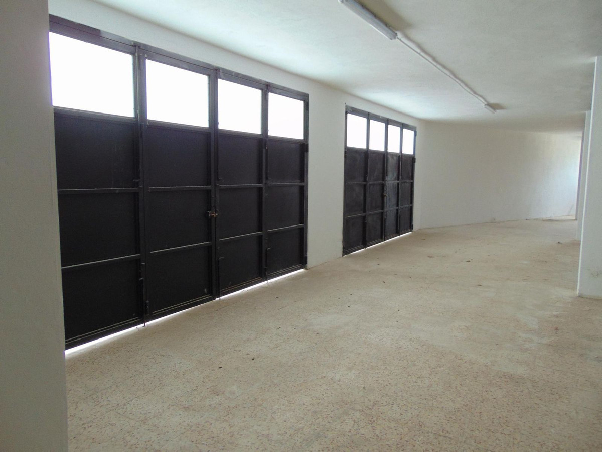 Commercial unit for sale in Alhaurín El Grande Costa Del Sol, Málaga, Spain