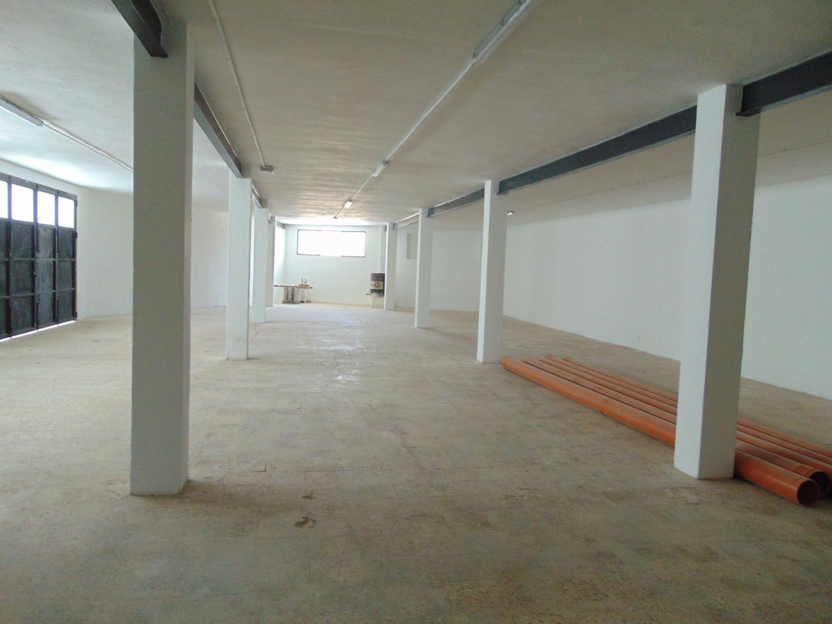 Commercial unit for sale in Alhaurín El Grande Costa Del Sol, Málaga, Spain