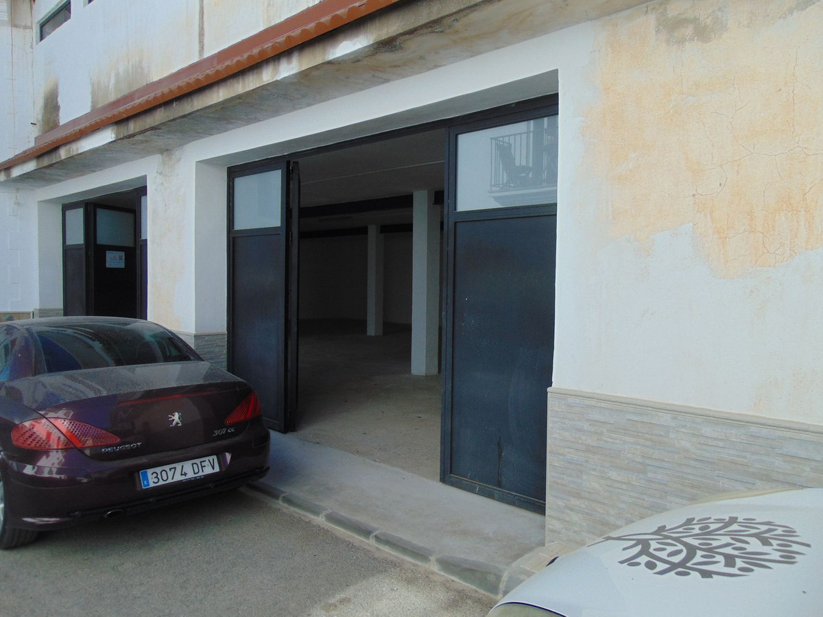 Commercial unit for sale in Alhaurín El Grande Costa Del Sol, Málaga, Spain
