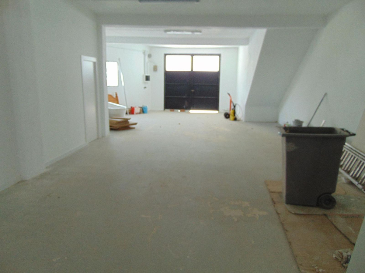 Commercial unit for sale in Alhaurín El Grande Costa Del Sol, Málaga, Spain