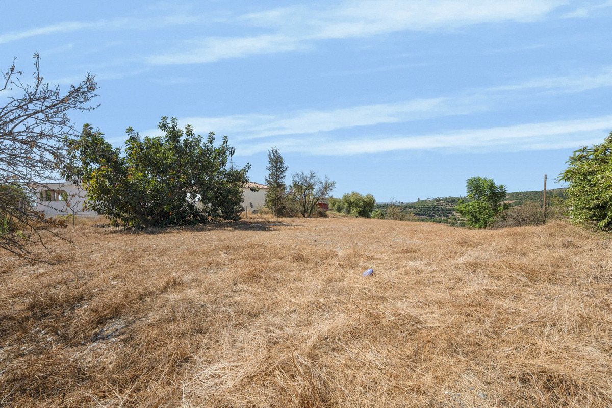 Se vende Terreno Urbano  en Costa Del Sol East, Málaga, España