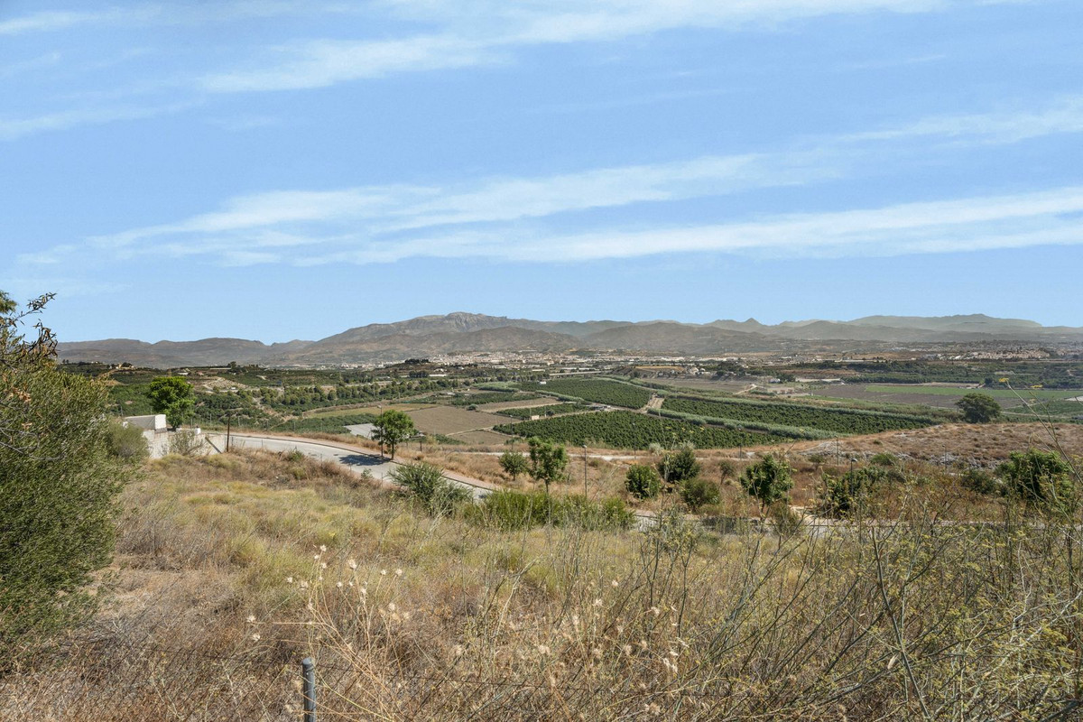 Se vende Terreno Urbano  en Costa Del Sol East, Málaga, España
