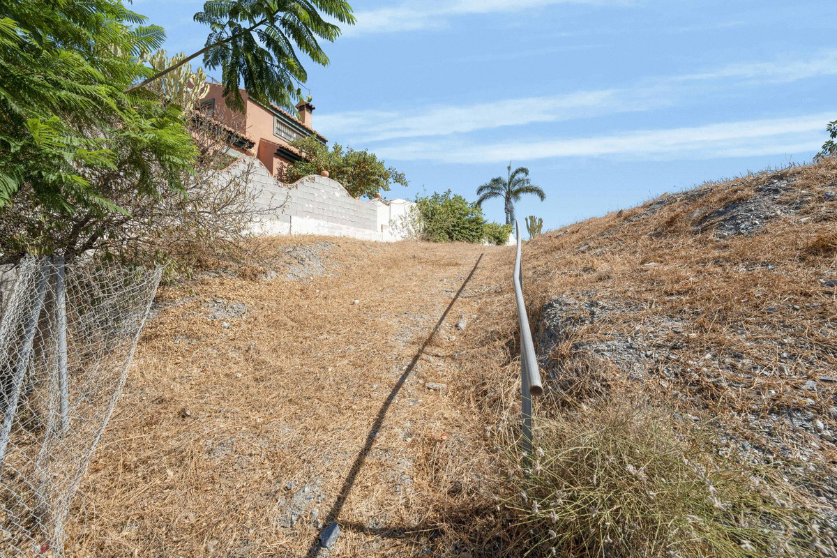 Se vende Terreno Urbano  en Costa Del Sol East, Málaga, España