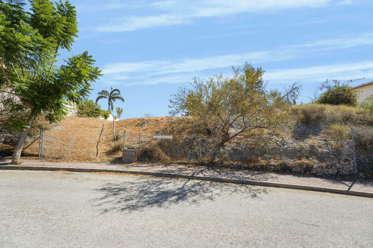 Se vende Terreno Urbano  en Costa Del Sol East, Málaga, España