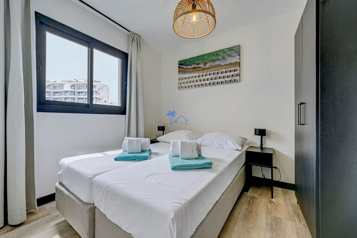 3 Bed Apartment for sale in La Cala De Mijas Costa Del Sol, Málaga, Spain