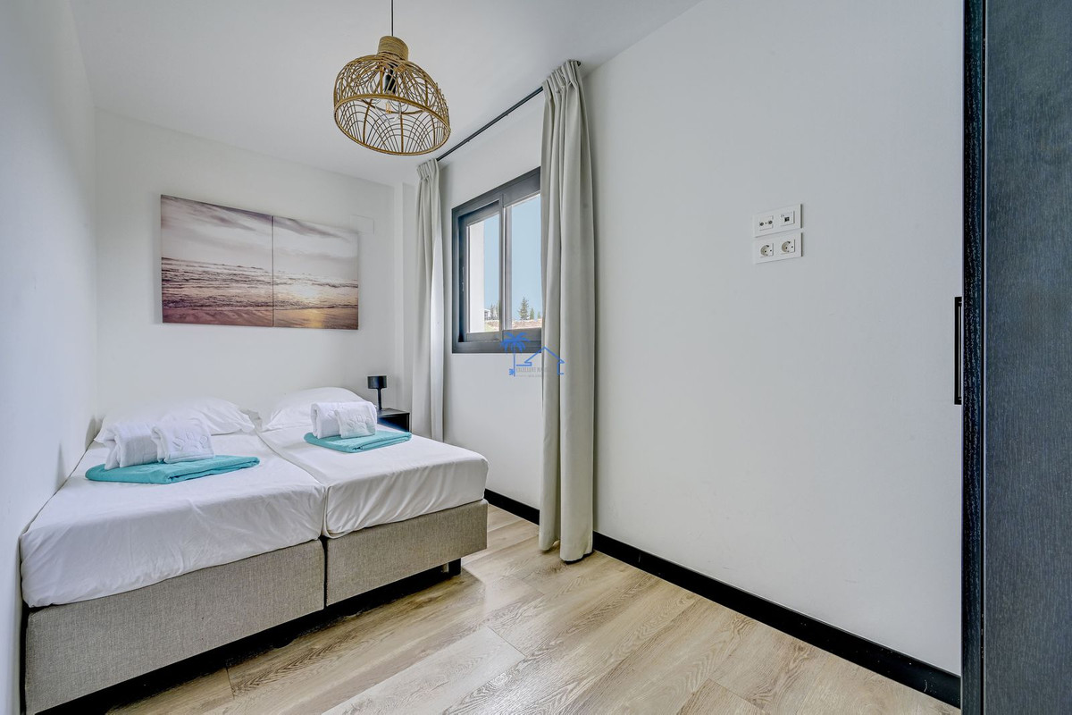 3 Bed Apartment for sale in La Cala De Mijas Costa Del Sol, Málaga, Spain