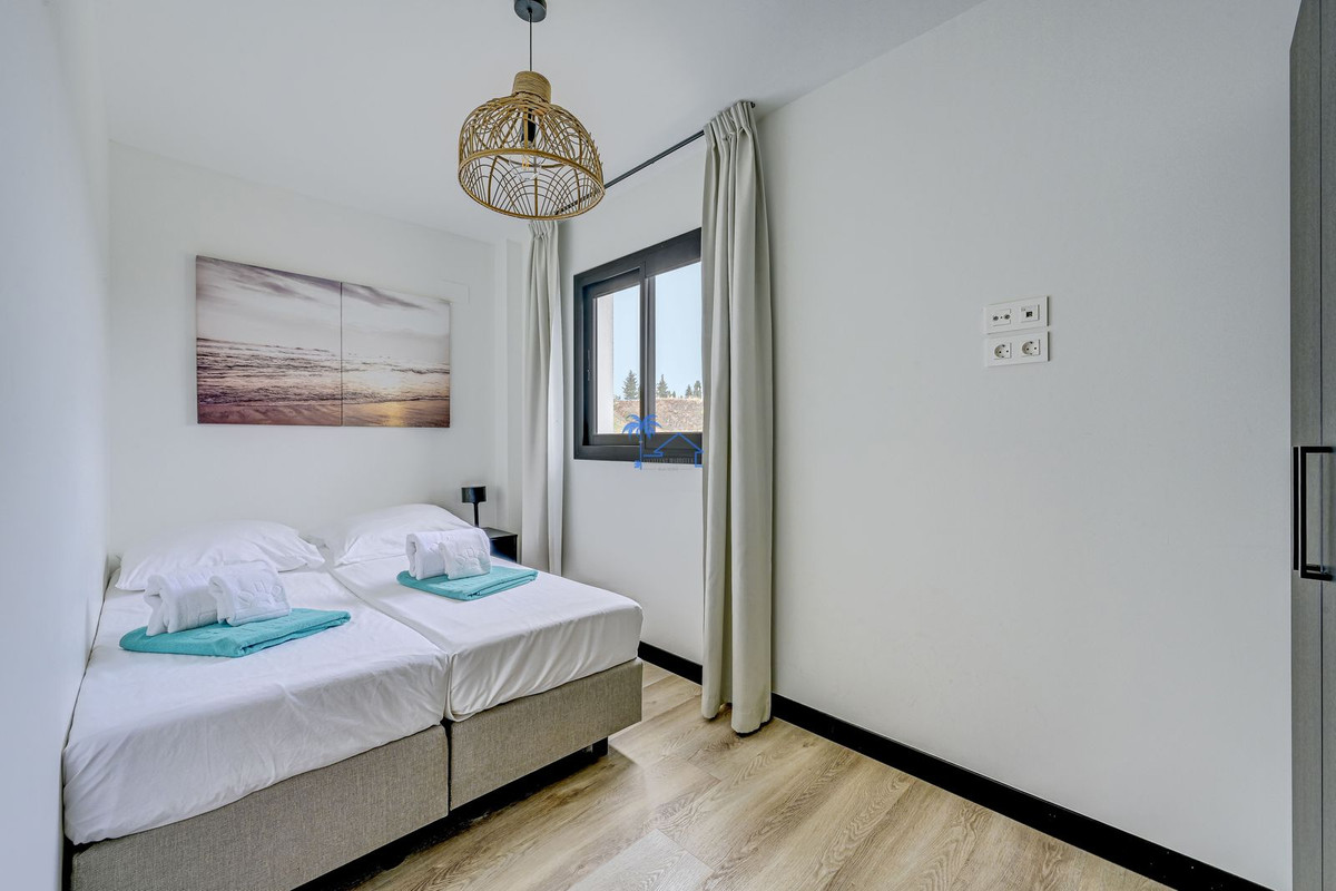 3 Bed Apartment for sale in La Cala De Mijas Costa Del Sol, Málaga, Spain