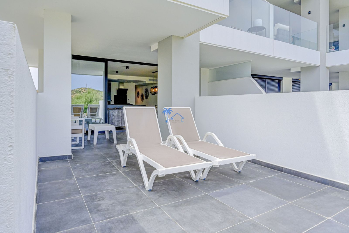 3 Bed Apartment for sale in La Cala De Mijas Costa Del Sol, Málaga, Spain