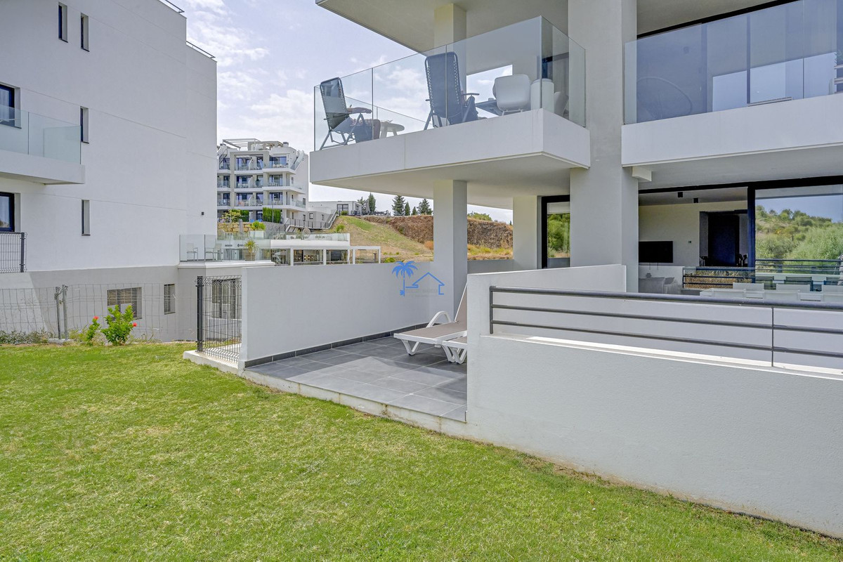 3 Bed Apartment for sale in La Cala De Mijas Costa Del Sol, Málaga, Spain