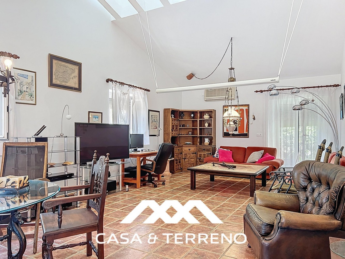 Se vende Villa - Chalet de 4 dormitorios en Costa Del Sol East, Málaga, España