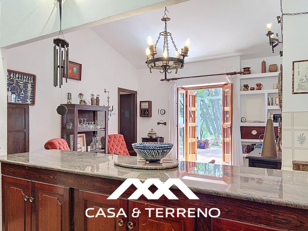 Se vende Villa - Chalet de 4 dormitorios en Costa Del Sol East, Málaga, España