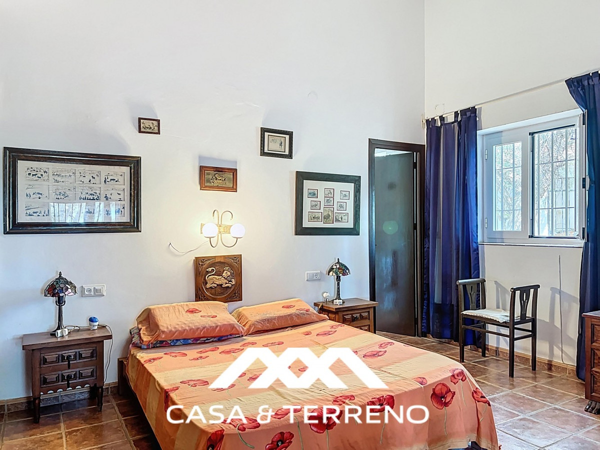 Se vende Villa - Chalet de 4 dormitorios en Costa Del Sol East, Málaga, España