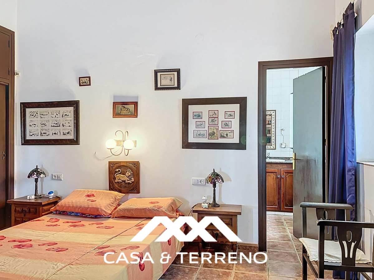 Se vende Villa - Chalet de 4 dormitorios en Costa Del Sol East, Málaga, España