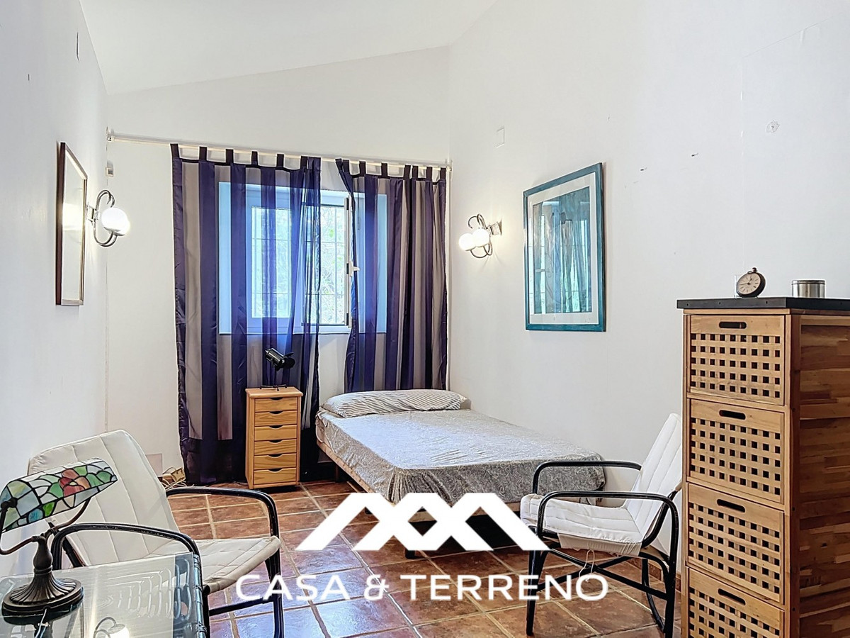 Se vende Villa - Chalet de 4 dormitorios en Costa Del Sol East, Málaga, España