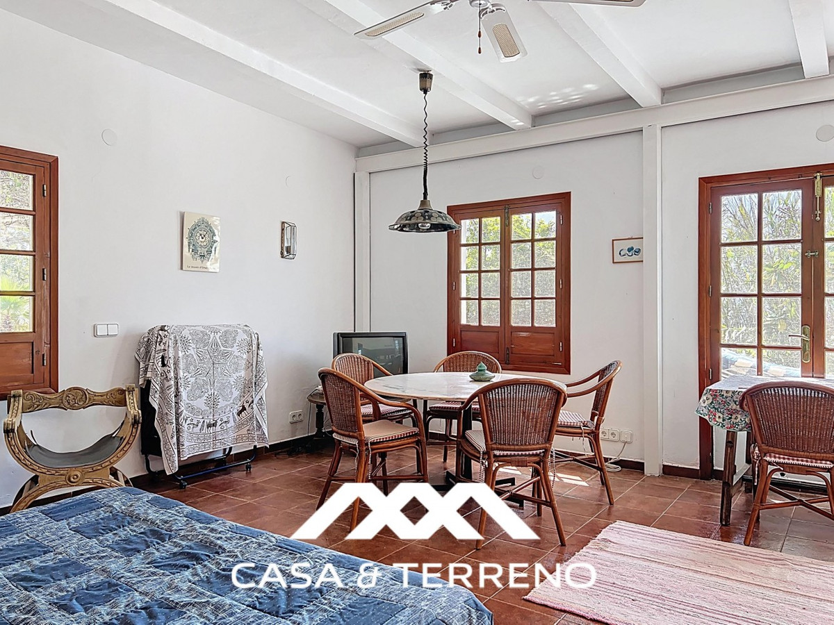 Se vende Villa - Chalet de 4 dormitorios en Costa Del Sol East, Málaga, España