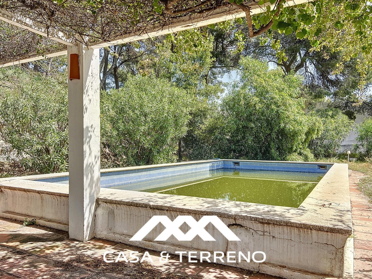 Se vende Villa - Chalet de 4 dormitorios en Costa Del Sol East, Málaga, España