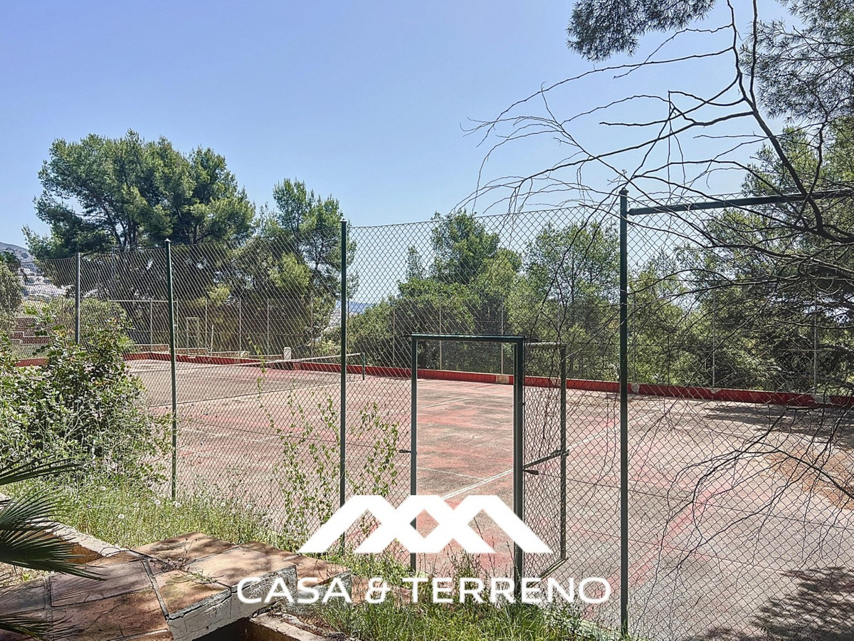 Se vende Villa - Chalet de 4 dormitorios en Costa Del Sol East, Málaga, España