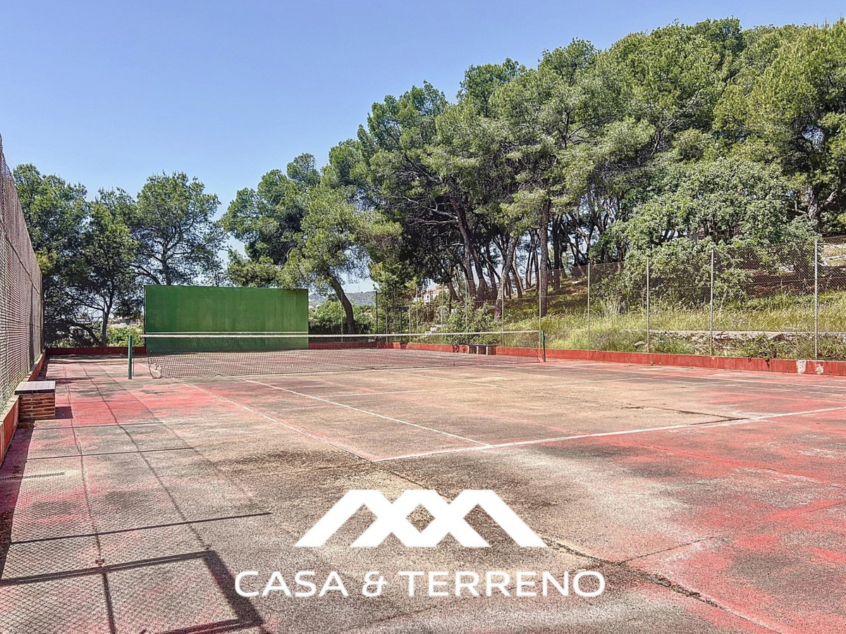 Se vende Villa - Chalet de 4 dormitorios en Costa Del Sol East, Málaga, España