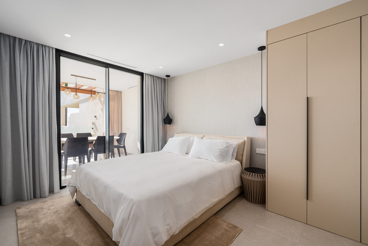 Se vende Apartamento Planta Media de 3 dormitorios en Costa Del Sol, Málaga, España