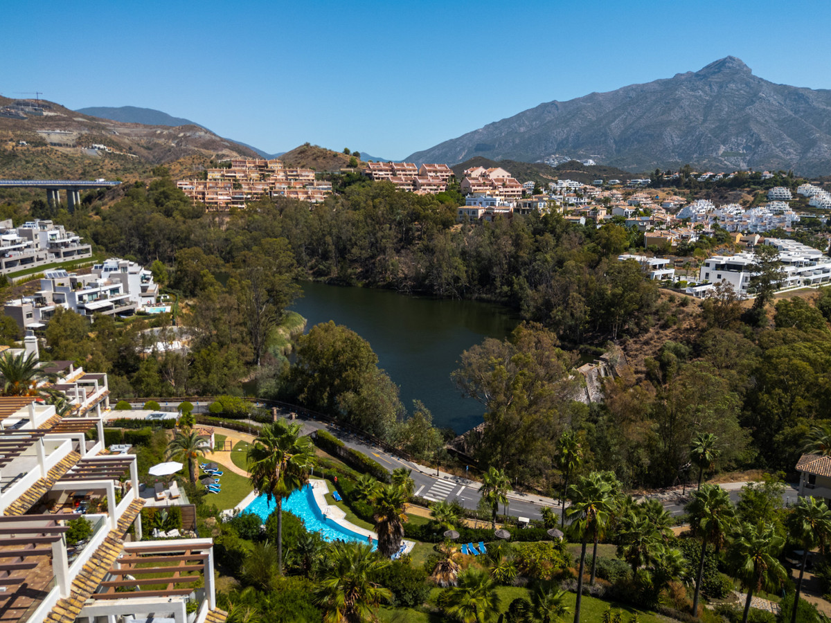 Se vende Apartamento Planta Media de 3 dormitorios en Costa Del Sol, Málaga, España